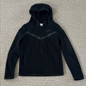 Nike Tech  boys fleece full zip jacket in Size XL